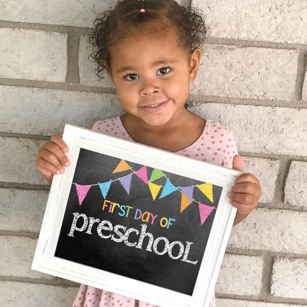 Class Keeper® School Days Keepsake Bundle | School Memory Book, 1st Day/Last Day of School Photo Prop Deck + BONUS App Membership