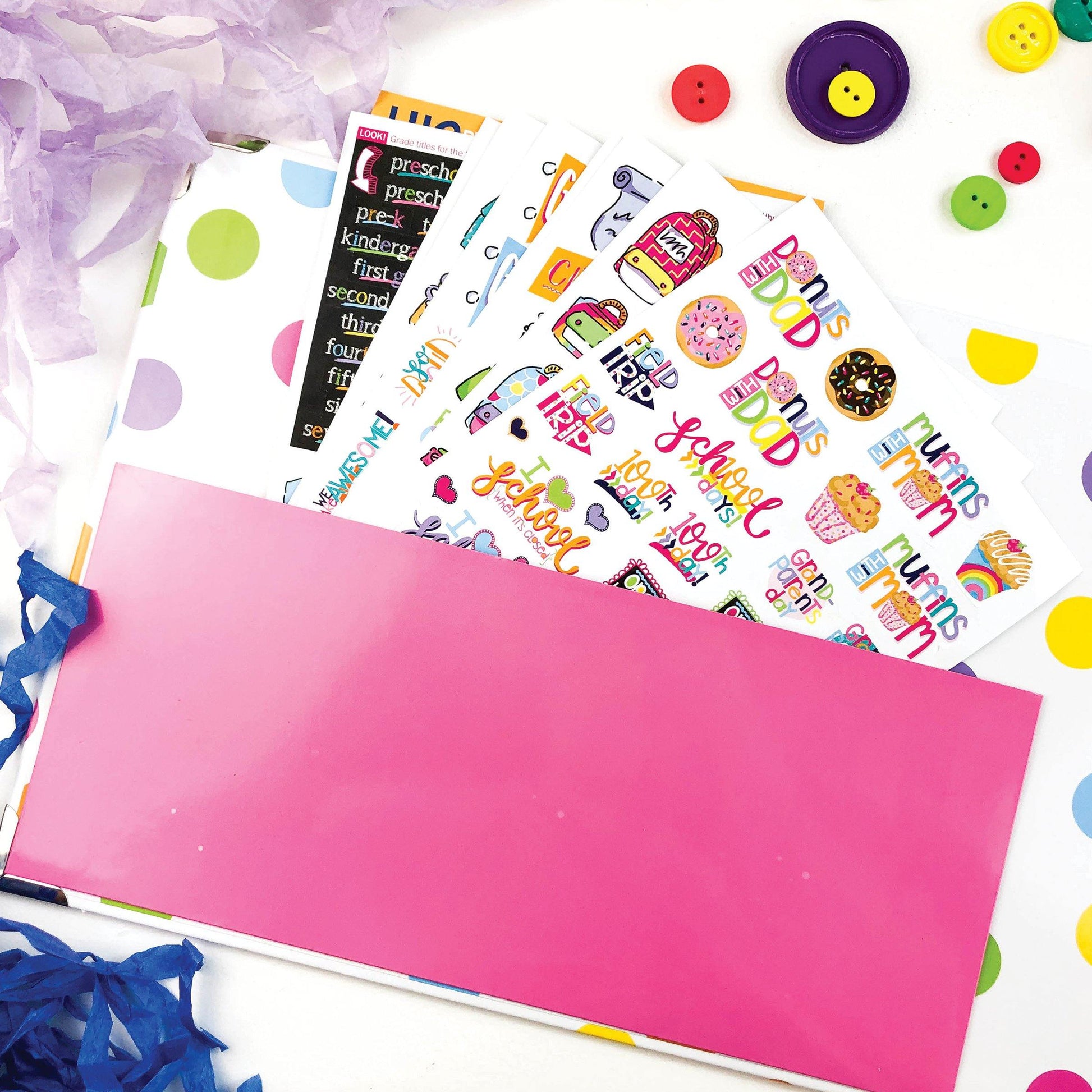 Class Keeper School Keepsake Binder + School Photo Prop Set