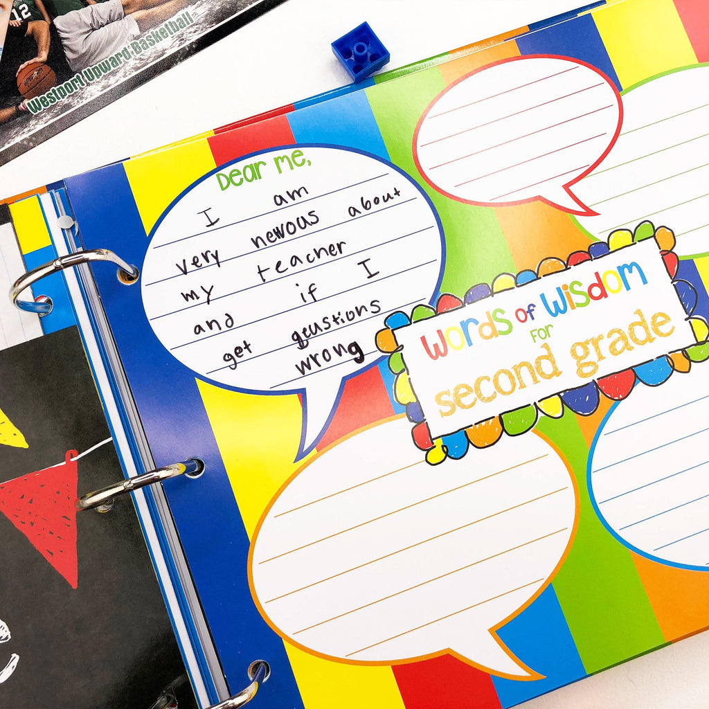 Class Keeper School Keepsake Binder + School Photo Prop Set