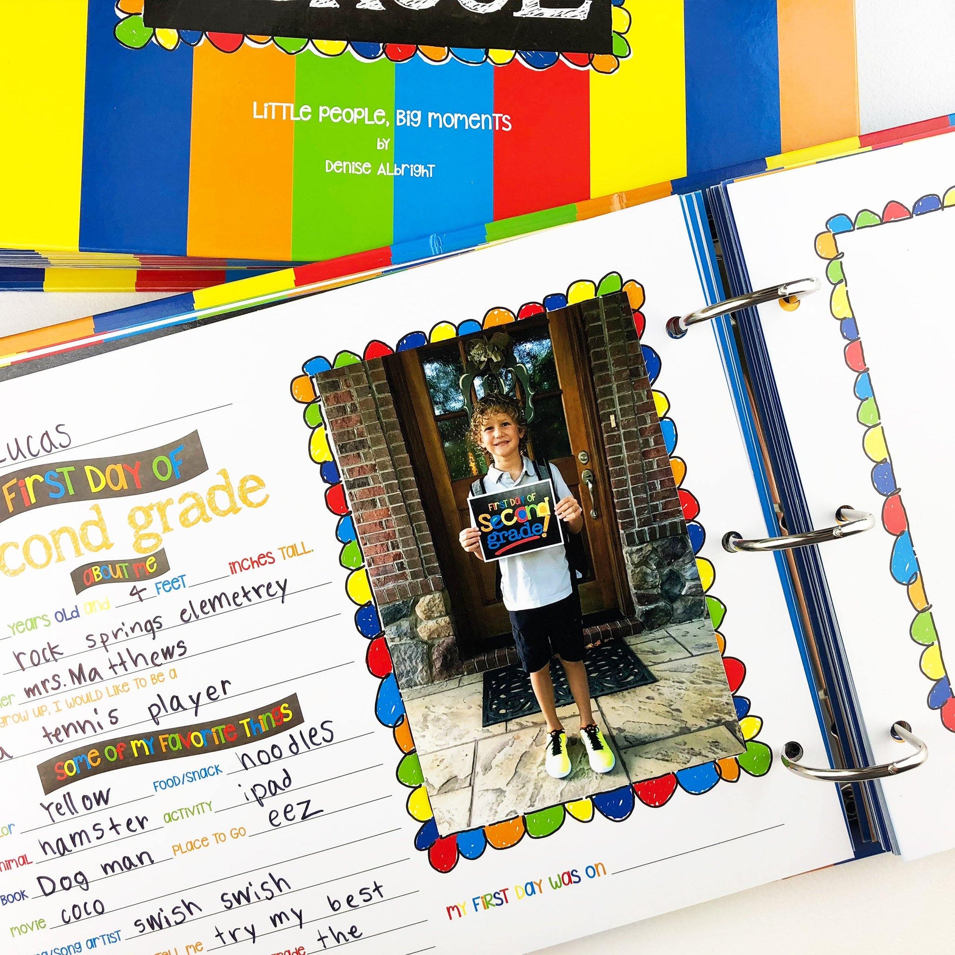 Class Keeper School Keepsake Binder + School Photo Prop Set