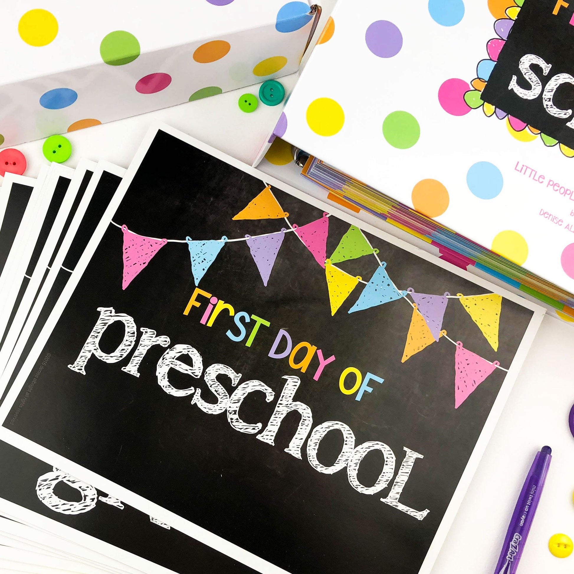 Class Keeper School Keepsake Binder + School Photo Prop Set