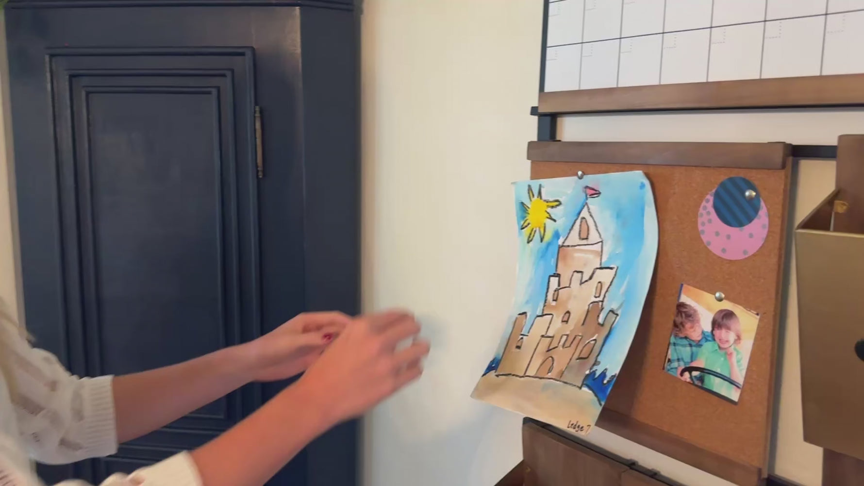 Ready to clear the paper pile
and keep the memories?