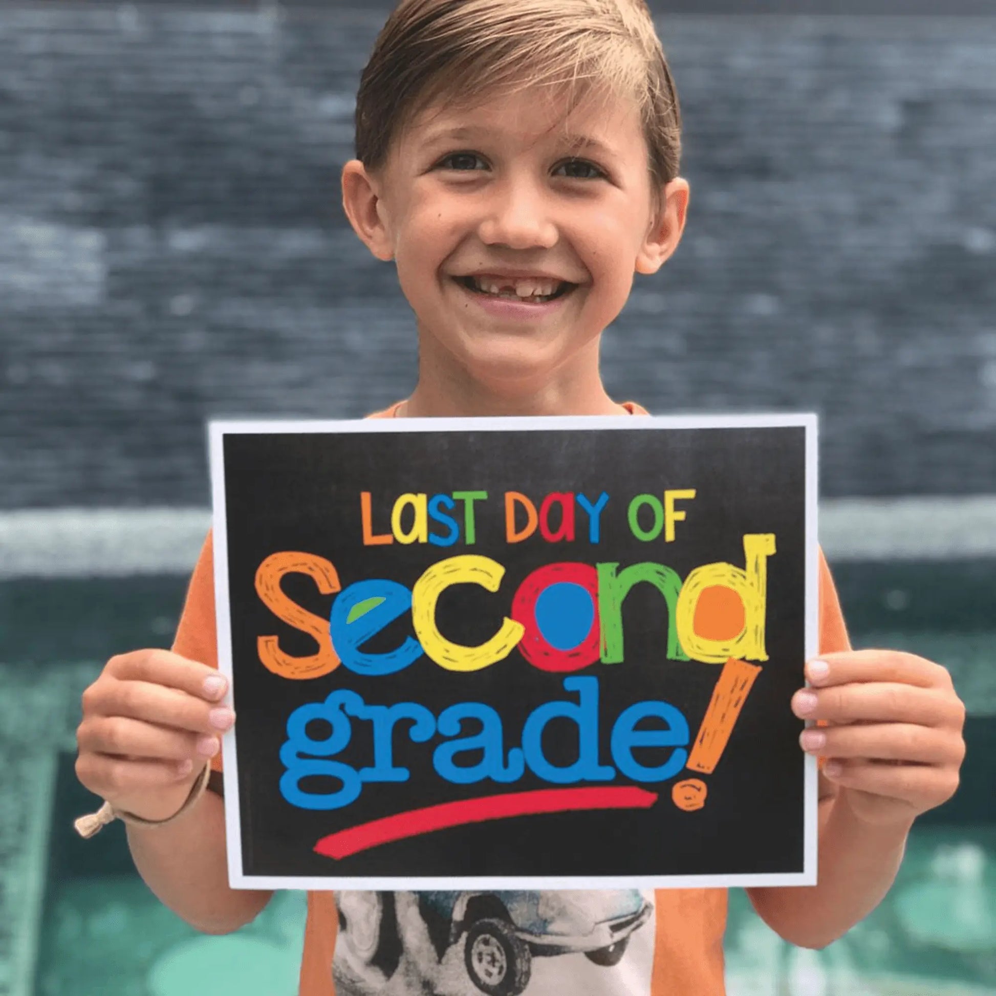 Primary Chalk First & Last Day of School Signs